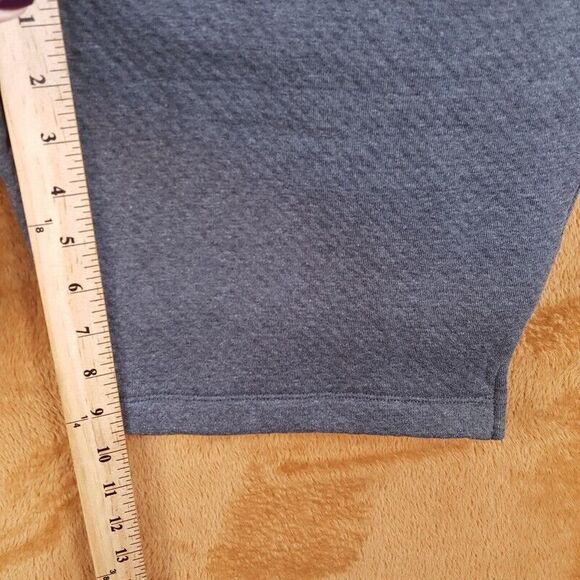 LUNYA Womens Shorts XS Gray Pull On Sweat Bermuda Pockets DOUBLE FACED $148 - Picture 10 of 10